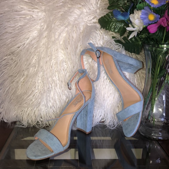 Women’s Strap Sandals - Picture 5 of 11